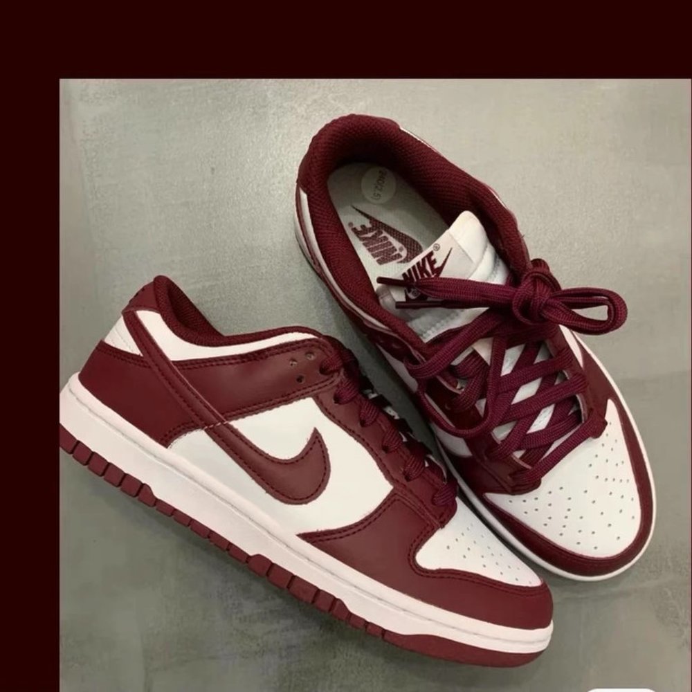 Nike Dunk Low Team Red